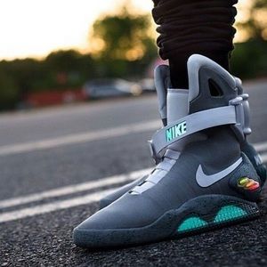 Nike air mag